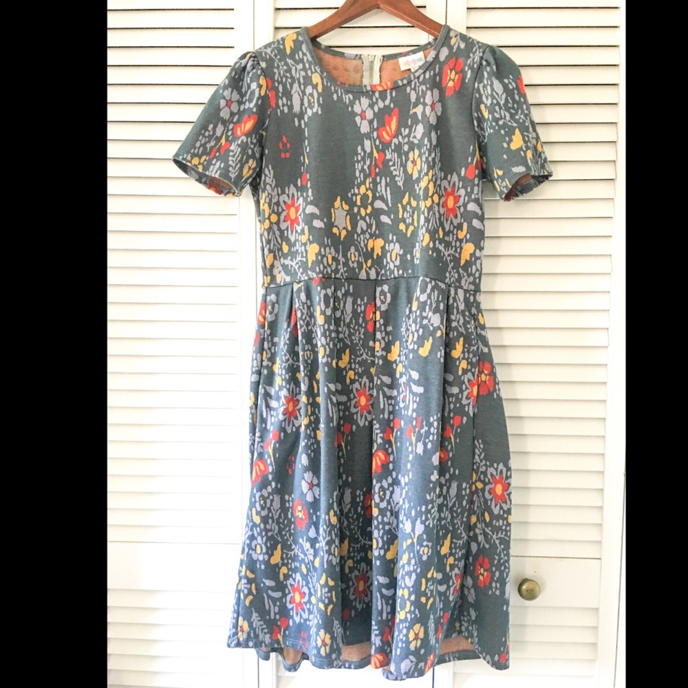 Lularoe Large Amelia - Grey red and Yellow